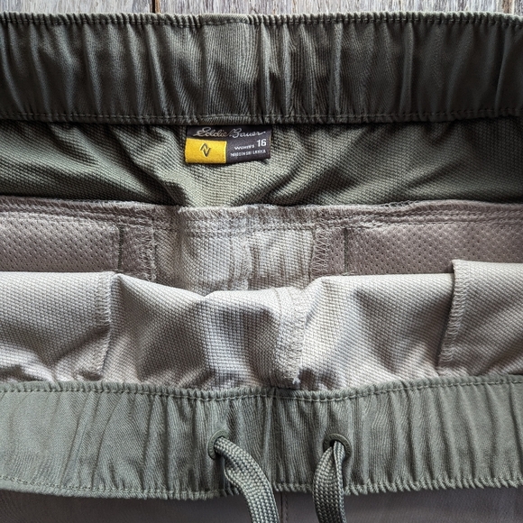 Eddie Bauer ClimaTrail Shorts Tan Women's 16 - Picture 5 of 6